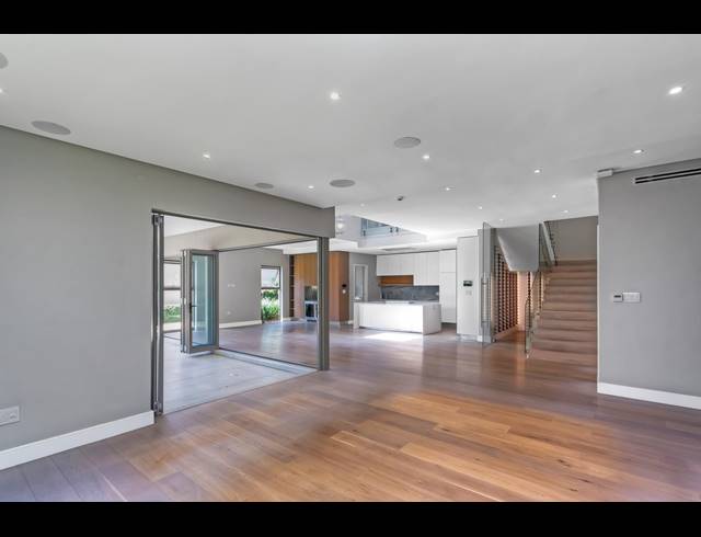 5 BEDROOM CLUSTER FOR SALE IN MORNINGSIDE
